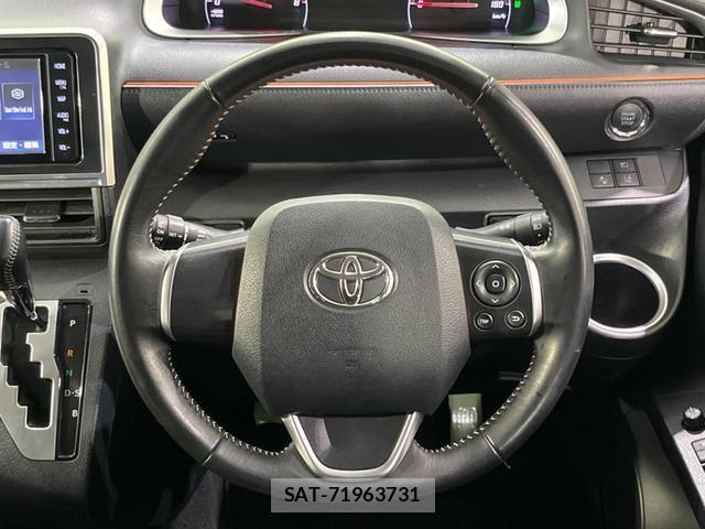 Toyota SIENTA 2019-07 8218718-10