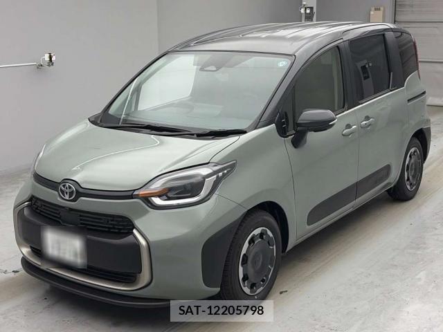 Toyota SIENTA 2026-05 8219001-0