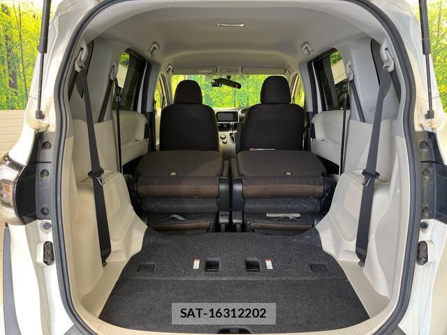 Toyota SIENTA 2016-10 8219200-10