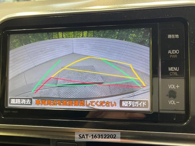 Toyota SIENTA 2016-10 8219200-4
