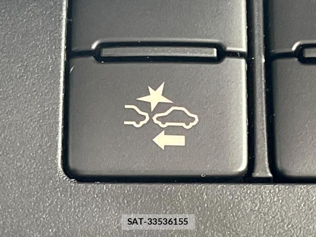 Toyota SIENTA 2022-02 8219520-6