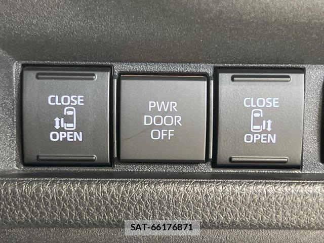 Toyota SIENTA 2023-05 8219727-5