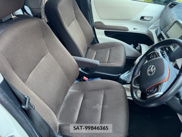 Toyota SIENTA 2016-05 8219778-6