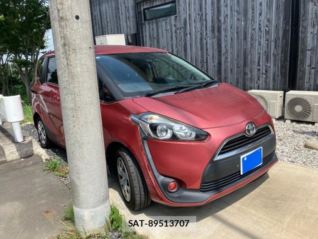 Toyota SIENTA 2016-07 8219945-1