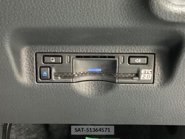 Toyota SIENTA 2024-05 8220155-2