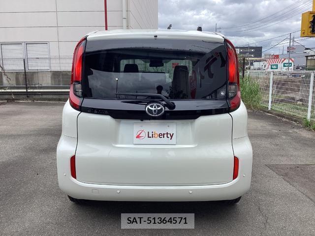 Toyota SIENTA 2024-05 8220155-9