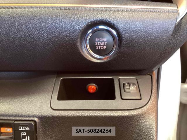 Toyota SIENTA 2016-08 8220257-7