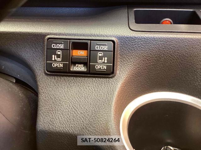Toyota SIENTA 2016-08 8220257-8