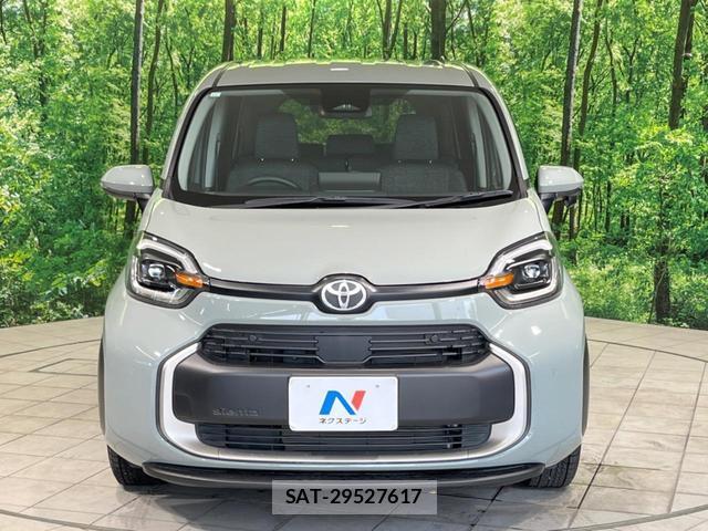 Toyota SIENTA 2023-12 8220330-14