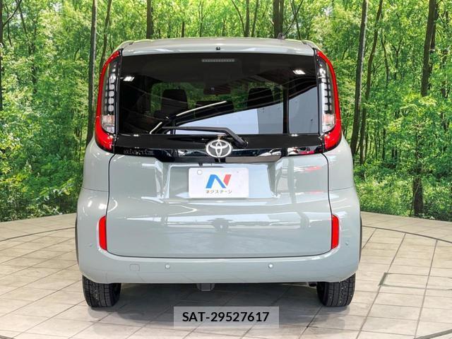 Toyota SIENTA 2023-12 8220330-15