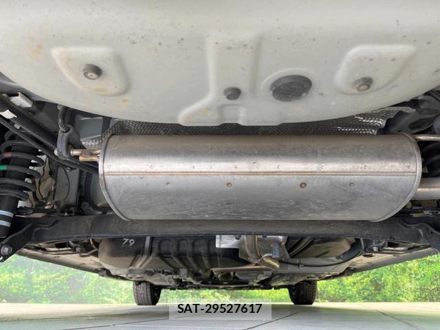 Toyota SIENTA 2023-12 8220330-19