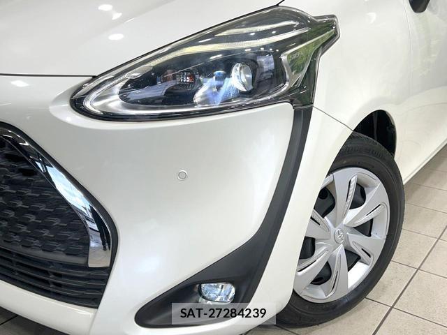 Toyota SIENTA 2020-03 8220564-12