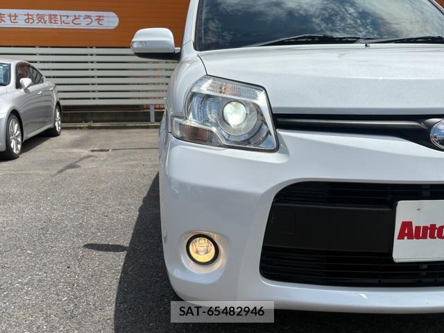 Toyota SIENTA 2012-10 8220699-15