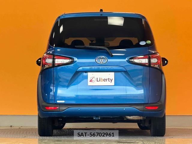 Toyota SIENTA 2020-03 8221038-7