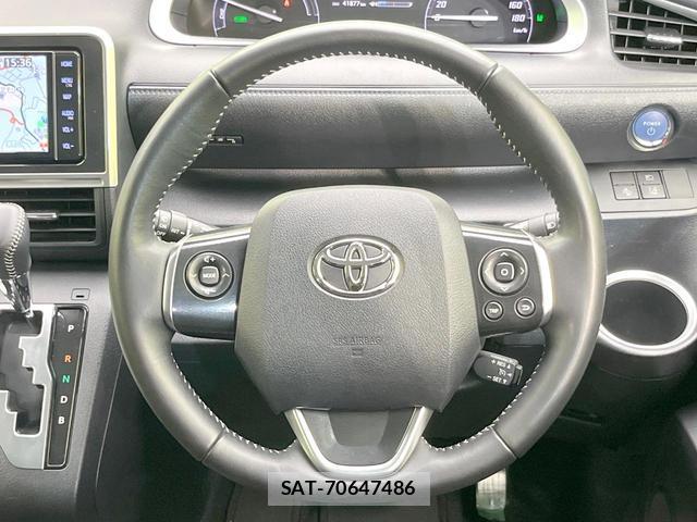 Toyota SIENTA 2021-12 8221229-12