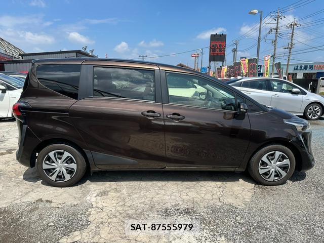Toyota SIENTA 2018-09 8221955-14