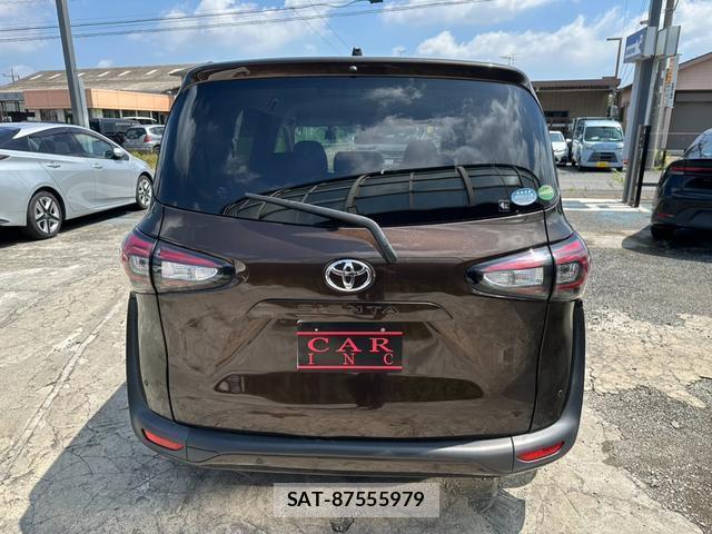 Toyota SIENTA 2018-09 8221955-17