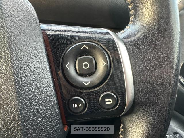 Toyota SIENTA 2016-04 8221956-7