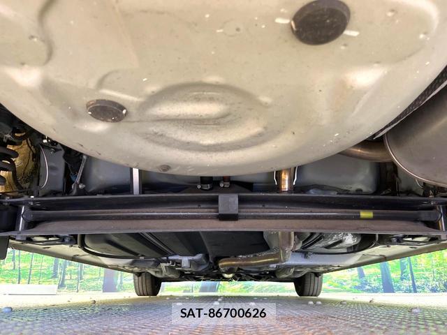 Toyota SIENTA 2021-05 8222037-18