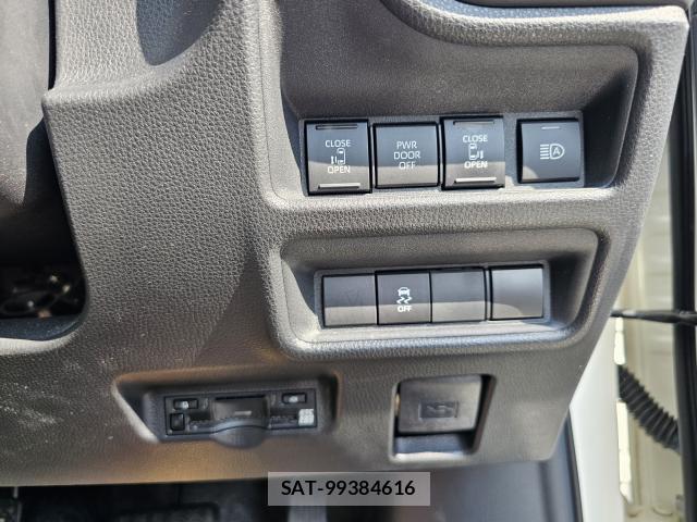Toyota SIENTA 2024 8222290-10