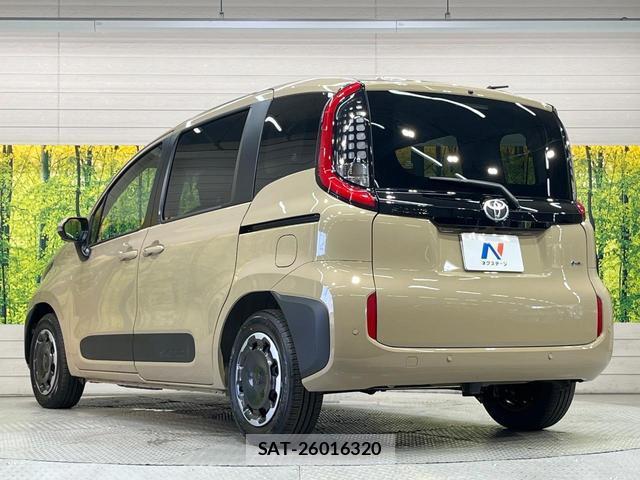 Toyota SIENTA 2026-05 8222642-17