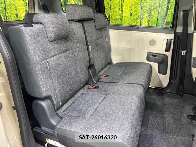 Toyota SIENTA 2026-05 8222642-8