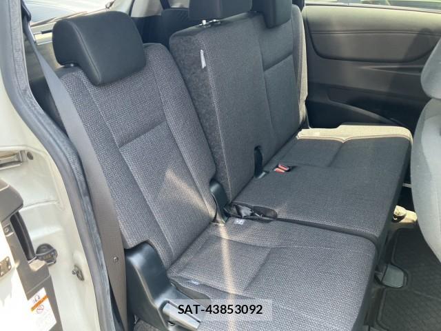 Toyota SIENTA 2019-07 8222792-4