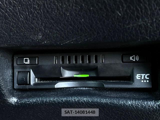 Toyota SIENTA 2018-11 8222867-4