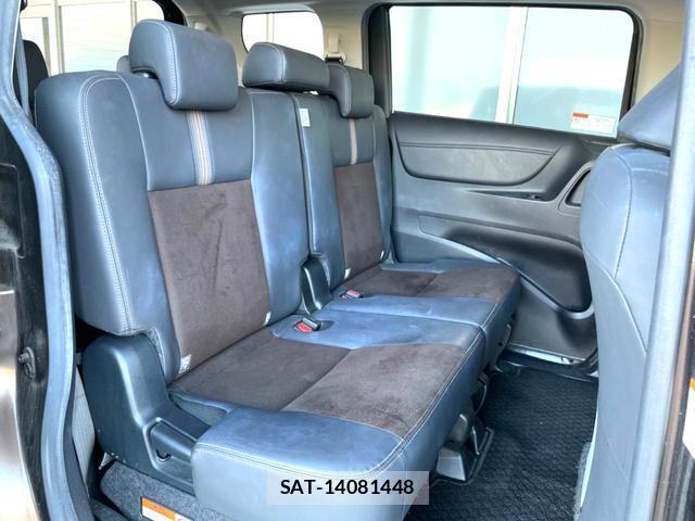 Toyota SIENTA 2018-11 8222867-9