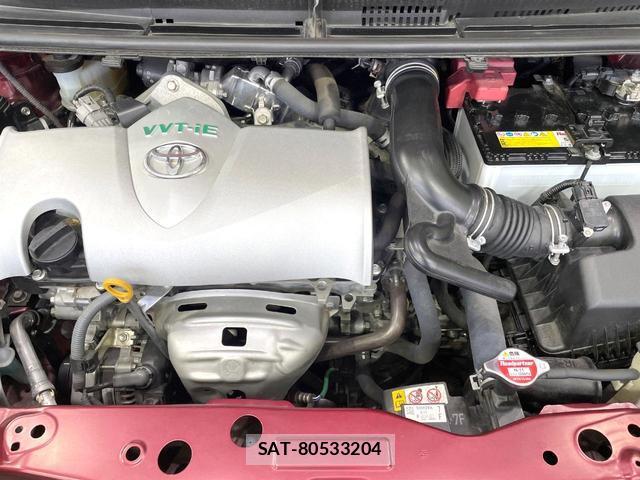 Toyota SIENTA 2018-09 8223273-18