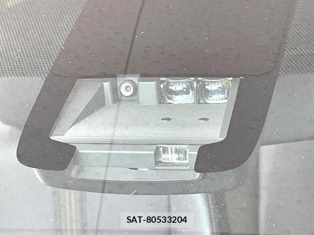 Toyota SIENTA 2018-09 8223273-4