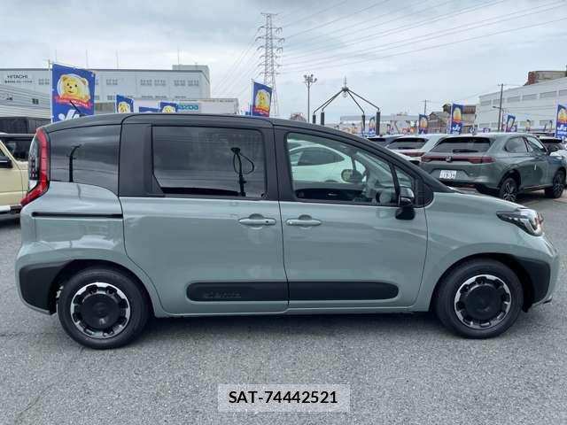 Toyota SIENTA 2026-07 8223306-4