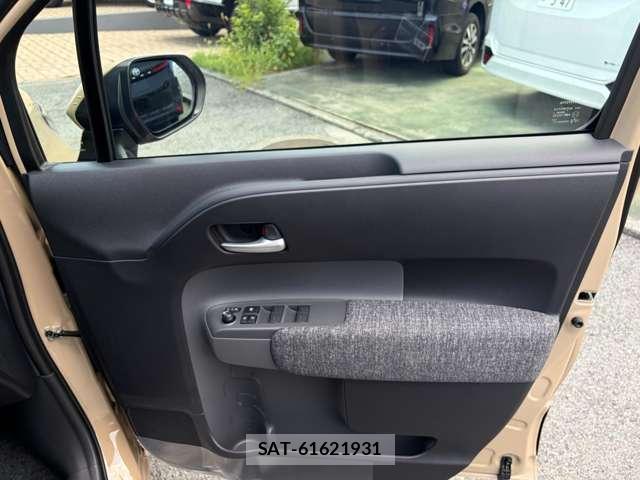 Toyota SIENTA 2026-07 8223307-15