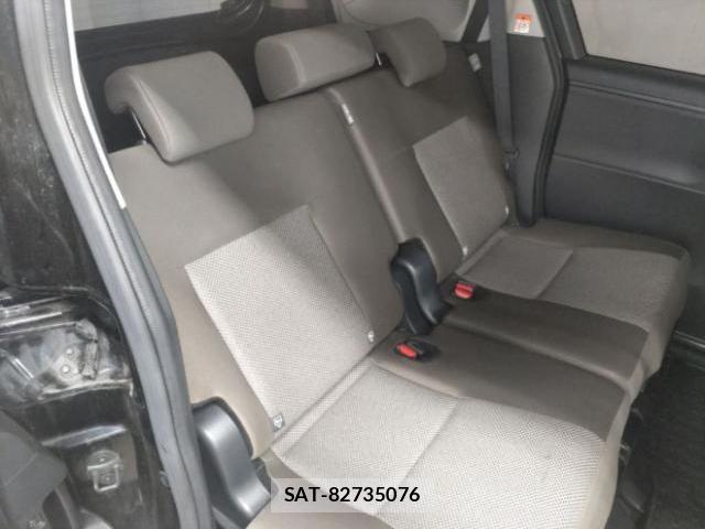 Toyota SIENTA 2024-04 8223677-5
