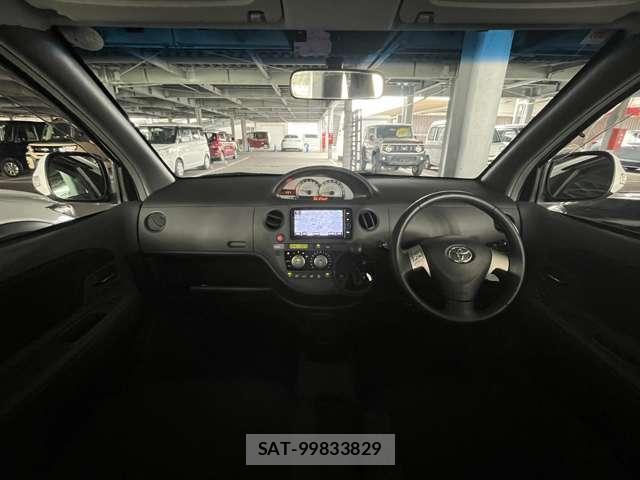 Toyota SIENTA 2014-03 8223913-3