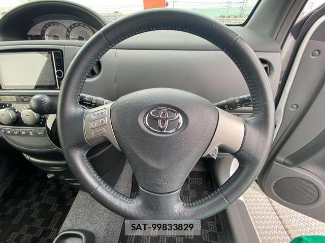 Toyota SIENTA 2014-03 8223913-5