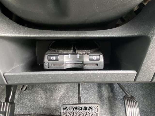 Toyota SIENTA 2014-03 8223913-8