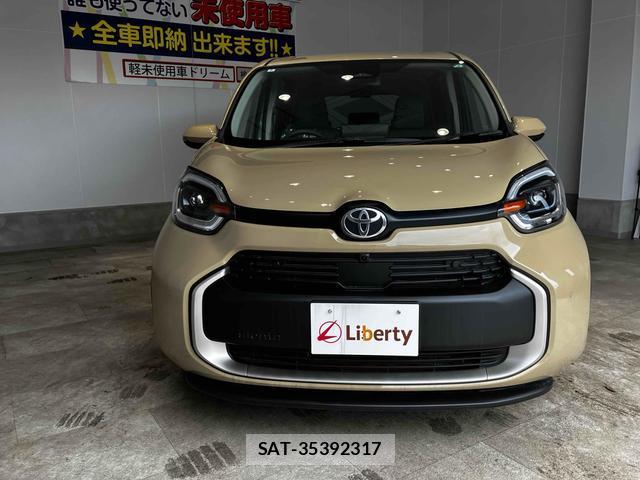 Toyota SIENTA 2025-02 8224248-12