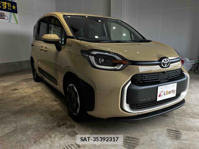 Toyota SIENTA 2025-02 8224248-13