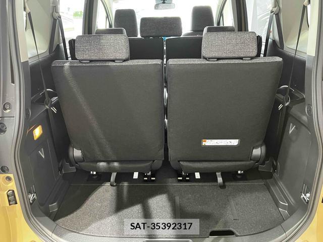 Toyota SIENTA 2025-02 8224248-18