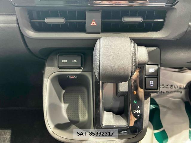Toyota SIENTA 2025-02 8224248-5