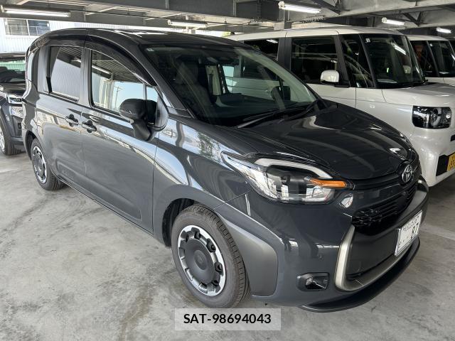 Toyota SIENTA 2024-03 8224485-0