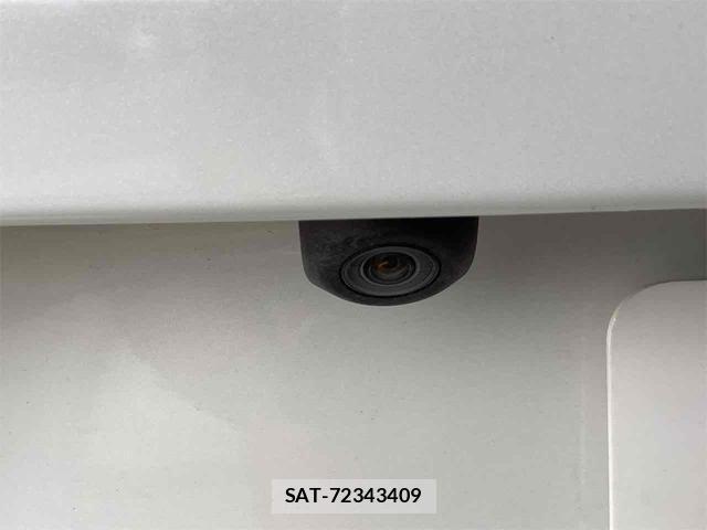 Toyota SIENTA 2019-03 8224565-16