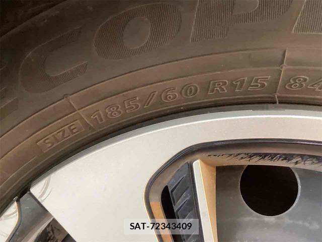 Toyota SIENTA 2019-03 8224565-18
