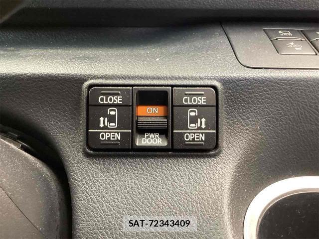 Toyota SIENTA 2019-03 8224565-3