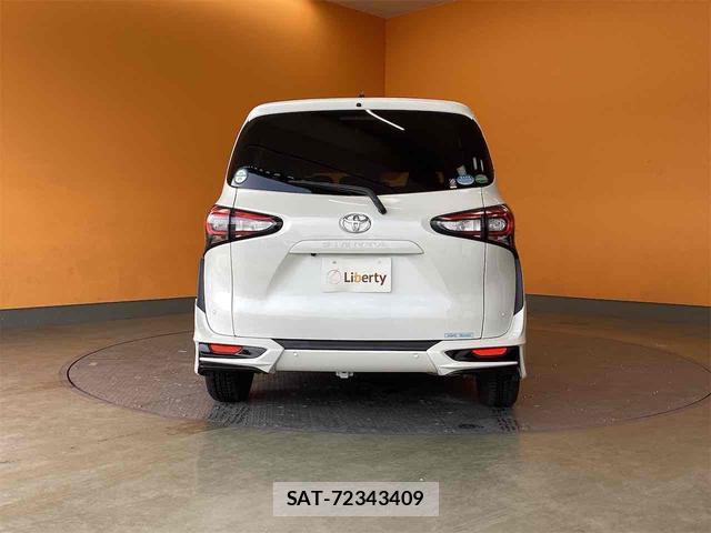 Toyota SIENTA 2019-03 8224565-8