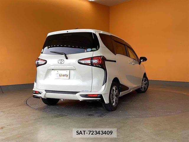 Toyota SIENTA 2019-03 8224565-9