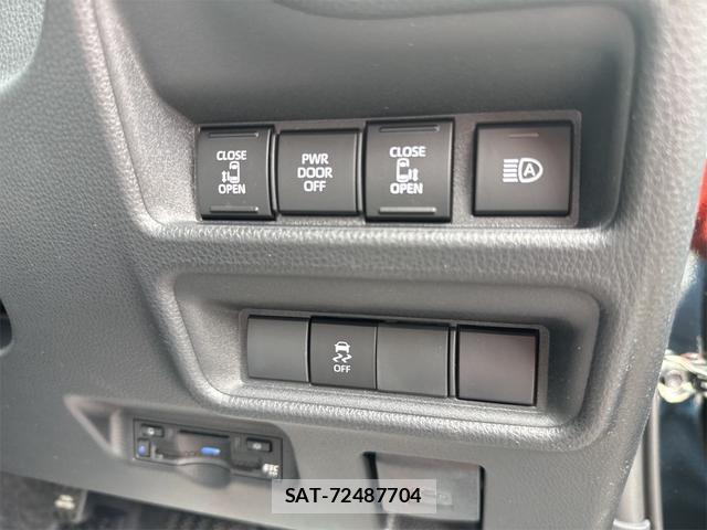 Toyota SIENTA 2025-01 8224585-13