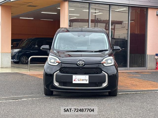 Toyota SIENTA 2025-01 8224585-15