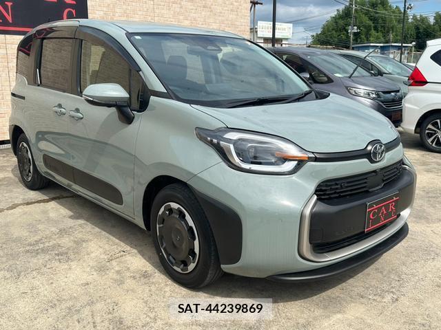 Toyota SIENTA 2023-07 8224647-1